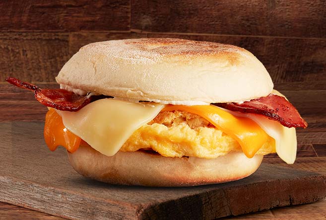 El Corral - Desayunos: 3 Quesos Tocineta